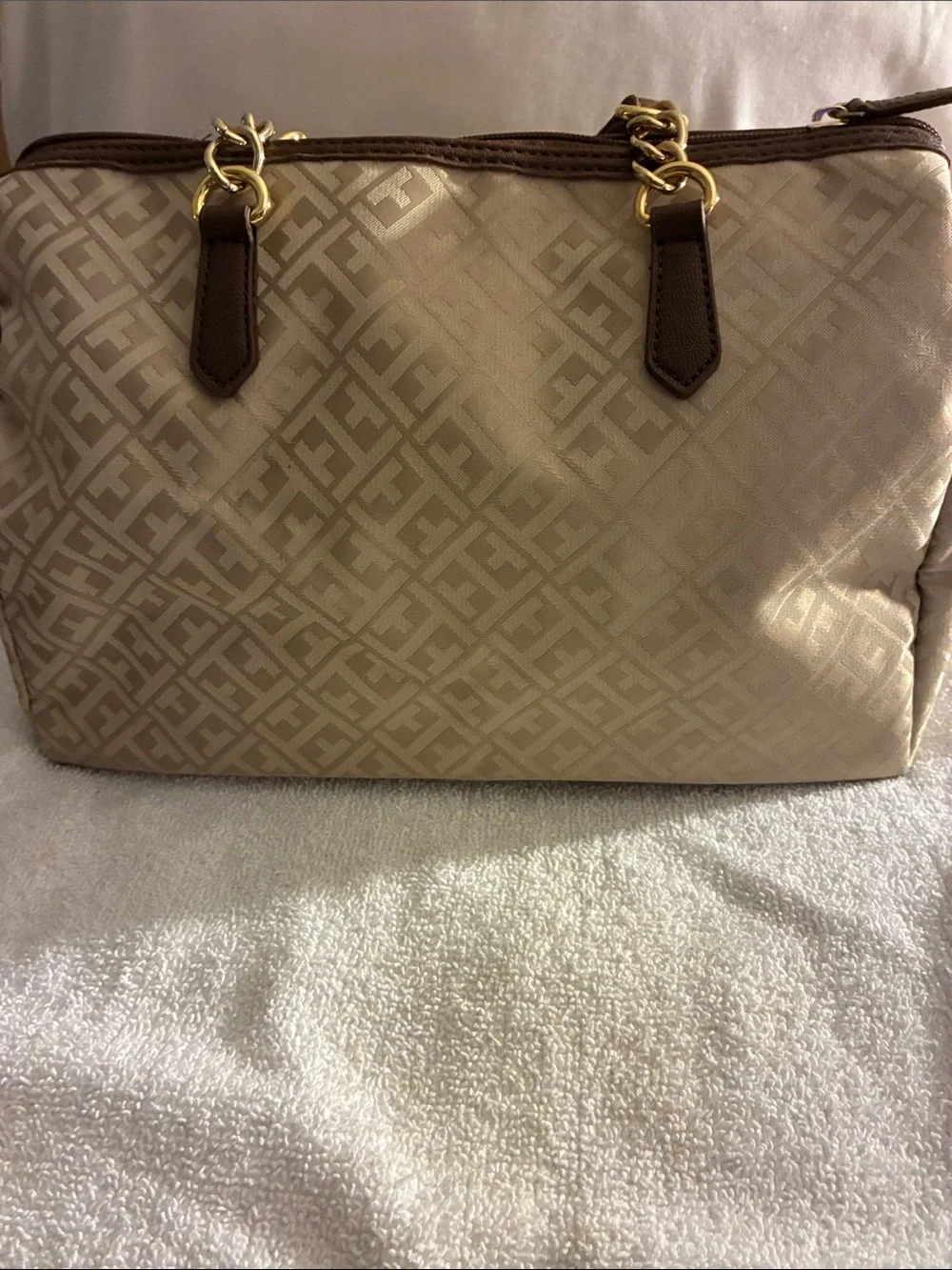 Tommy Hilfiger monogram jacquard satchel, excellent like new condition, gold